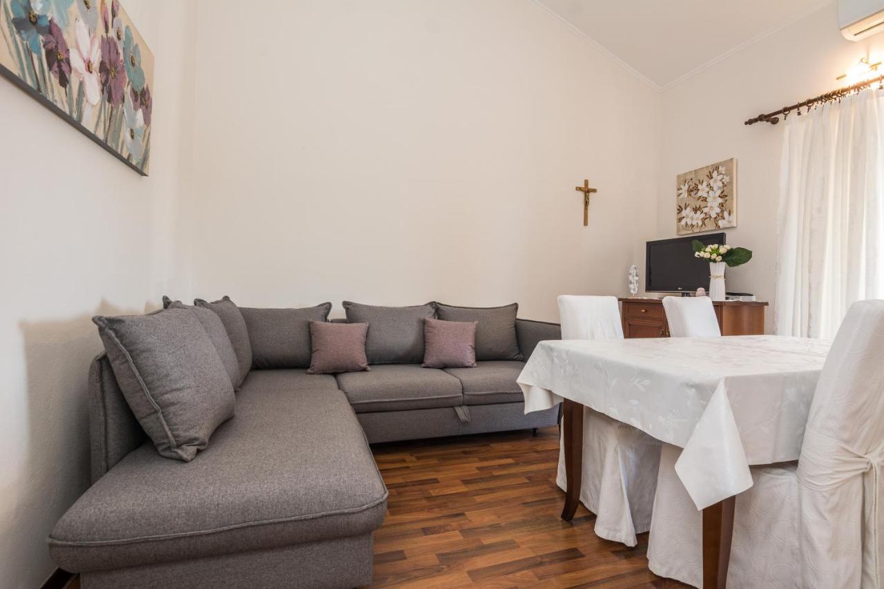 Apartment Medanic - Private Pool *