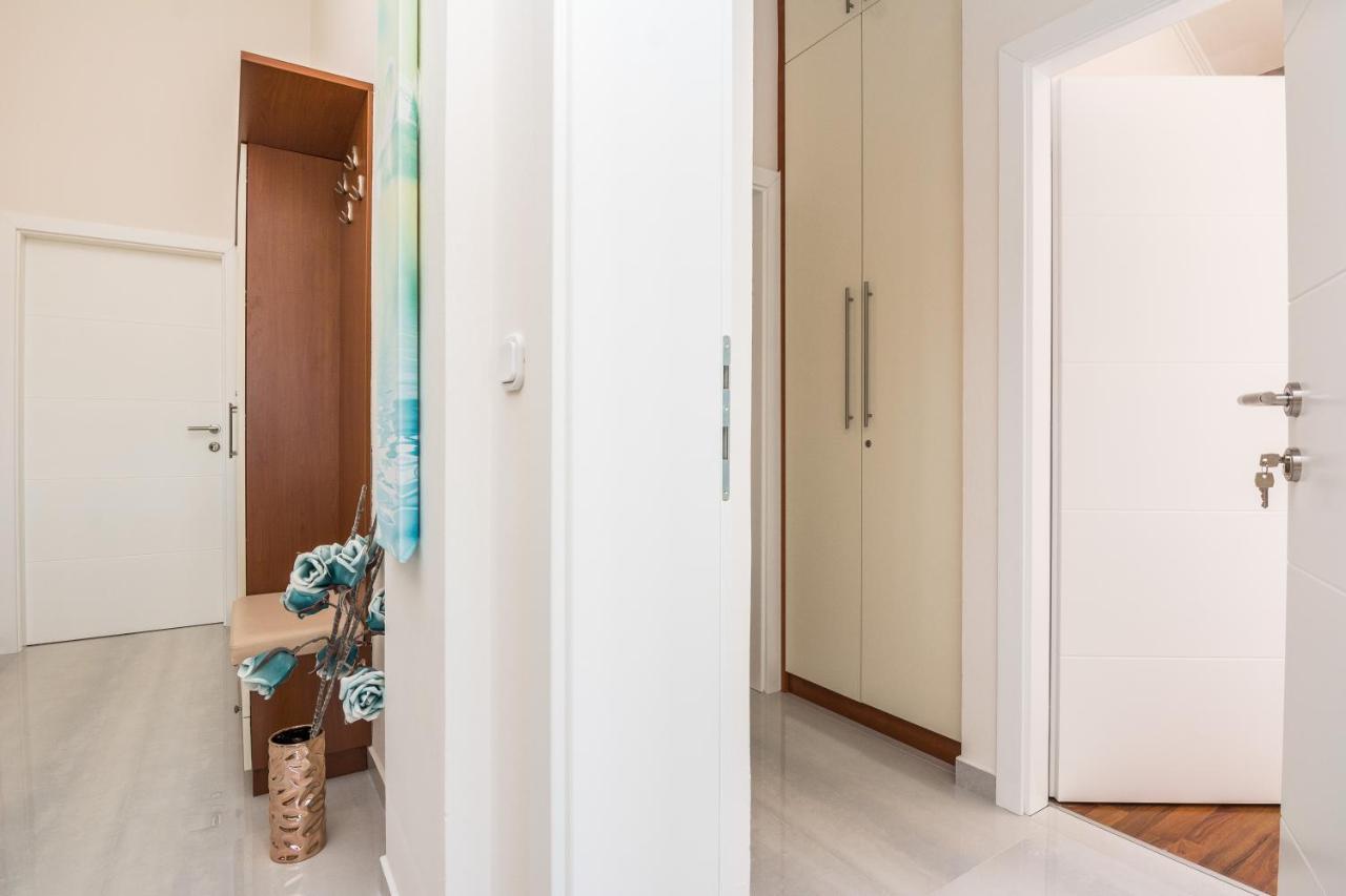 Apartma Medanic - Private Pool